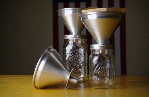 The Pour Mason offers an attachment to fit the jars