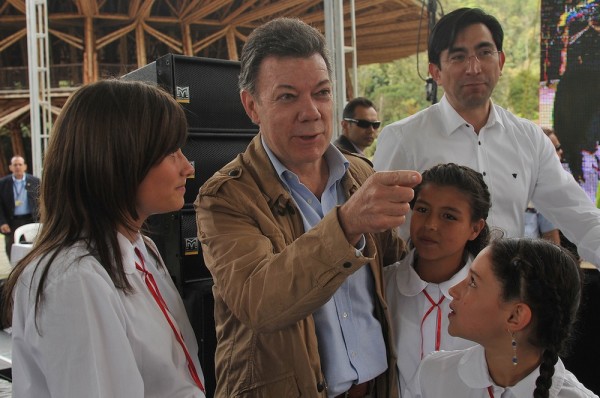 colombian coffee industry president santos