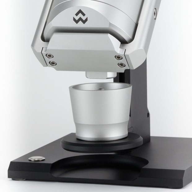 Lyn Weber Workshops Unveils High-End Single-Dose Grinder for Cafés