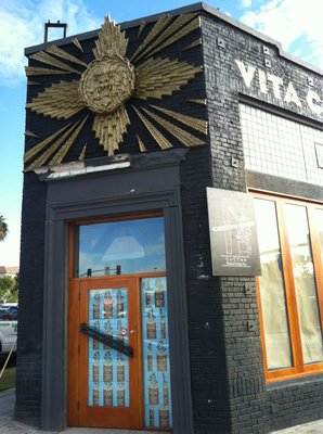 caffe vita opens in Silver Lake