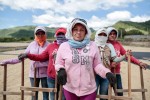 women-workers-at-La-Providencia