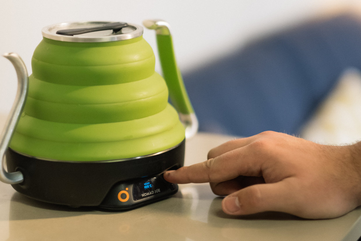 Voyager Kettle: Enjoy quality, homemade coffee on the go by Nomad