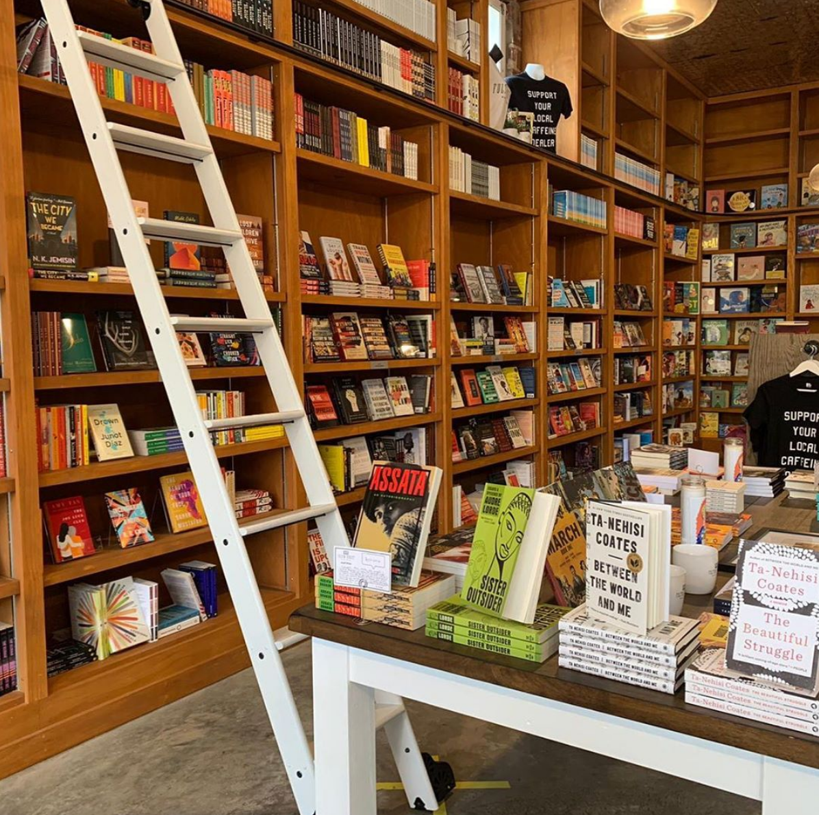 Fulton street books & deals coffee