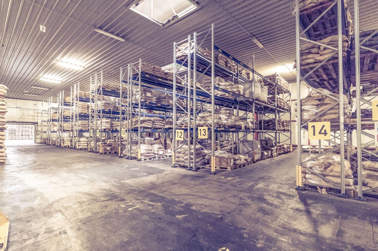Specialty-coffee-warehouse-rack-system-at-Vollers-in-Hamburg