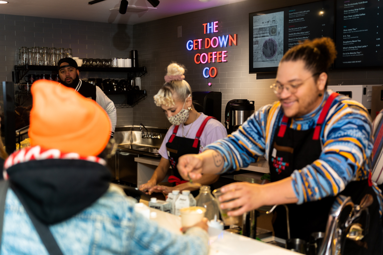 Houston Whites The Get Down Coffee Co. lanza el Daily Coffee News de la ...