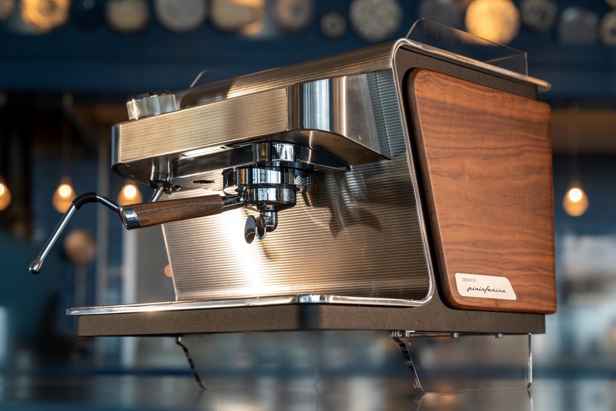 LEVEE PROFESSIONAL COFFEE MACHINES - Pininfarina