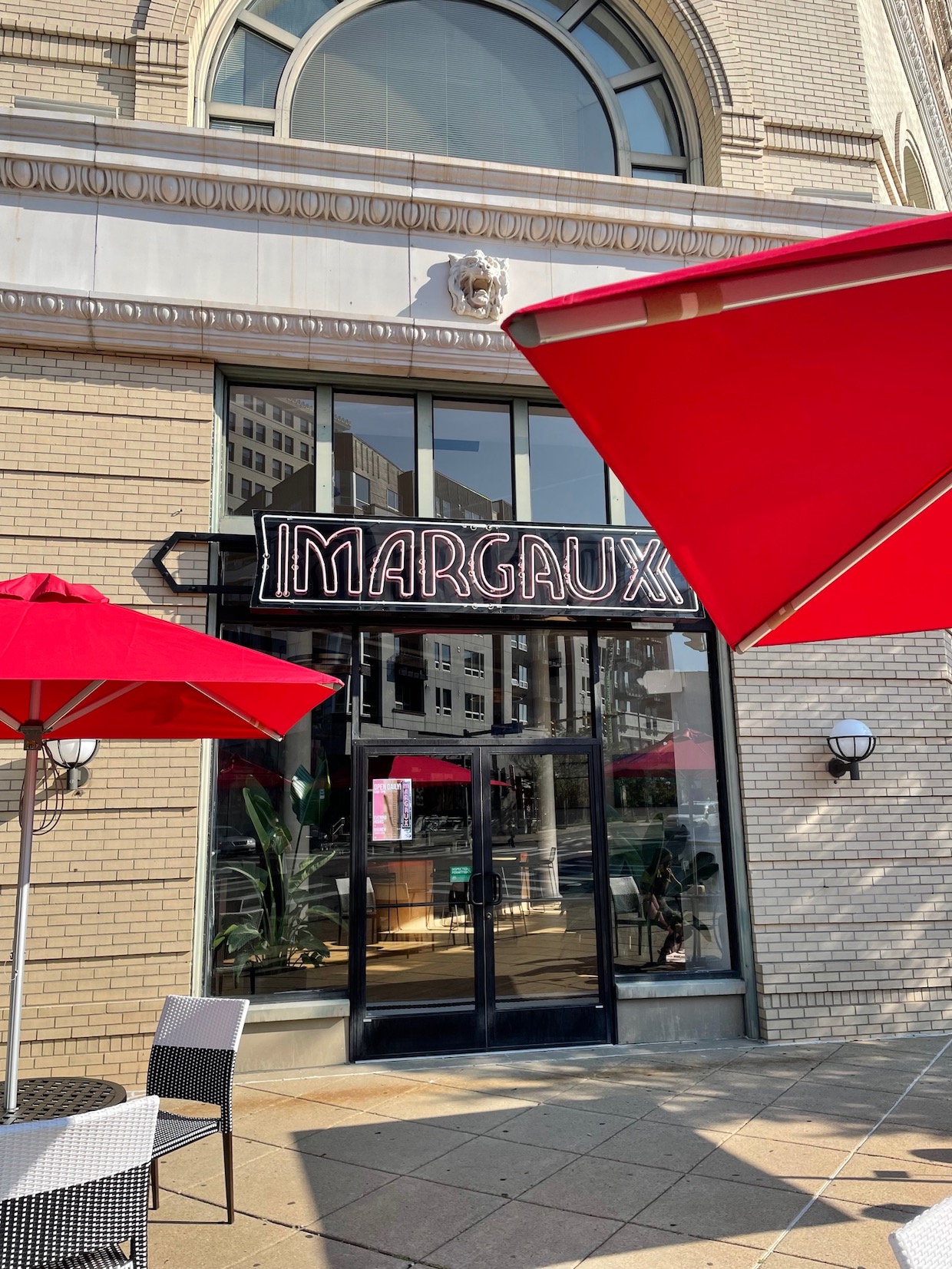 Café de Margaux Pittsburgh afuera