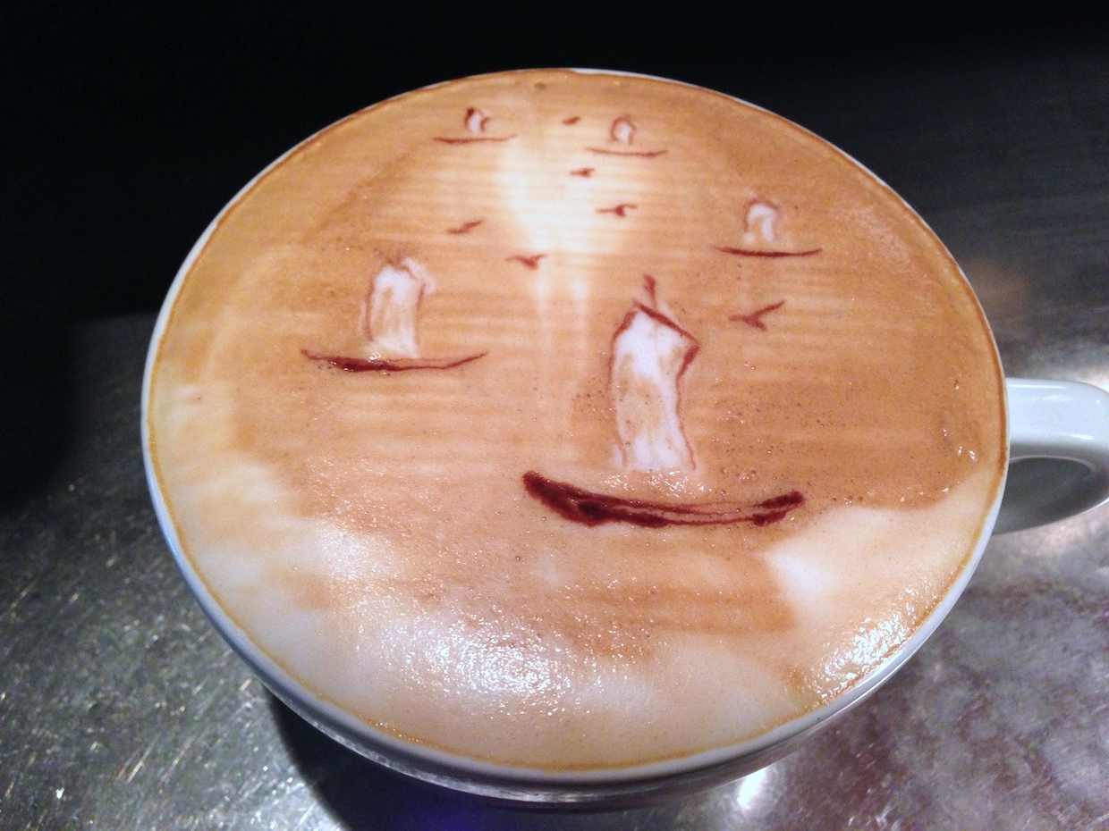 Sammy L Coffee latte art