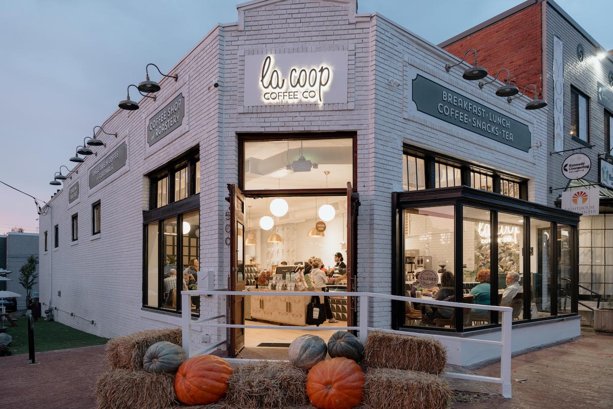 La Coop Coffee DC outside