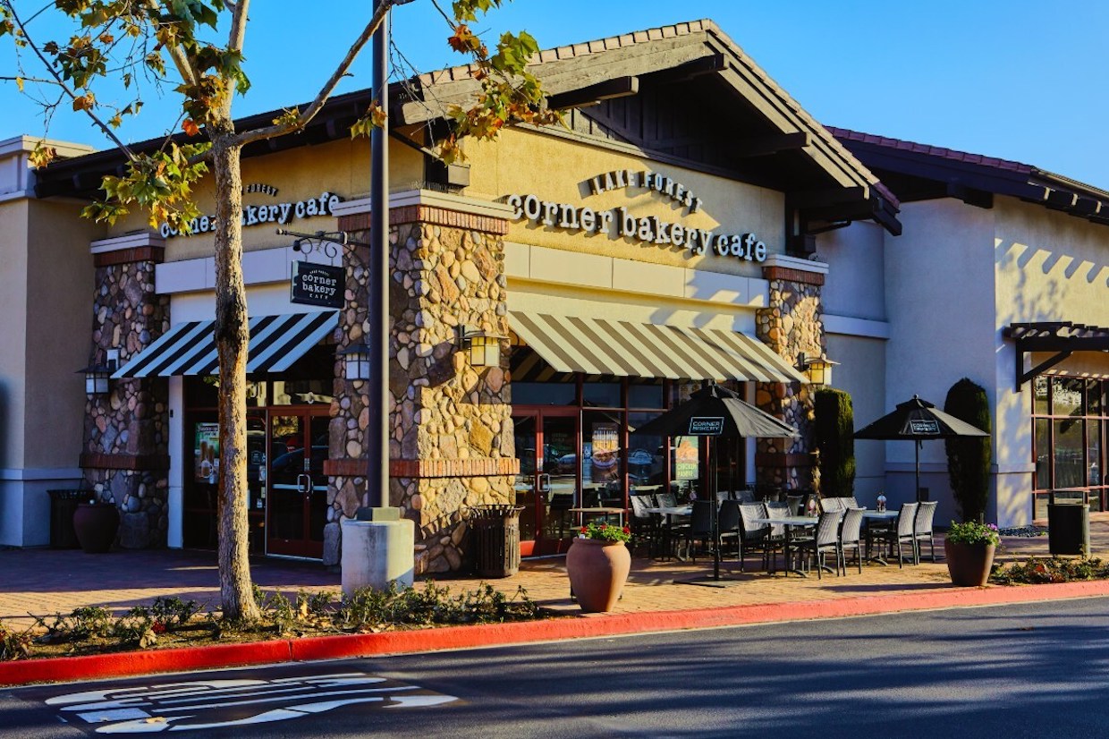 Corner Bakery Cafe press photo