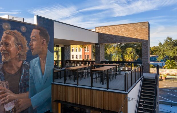 HB Gold Bar St Pete