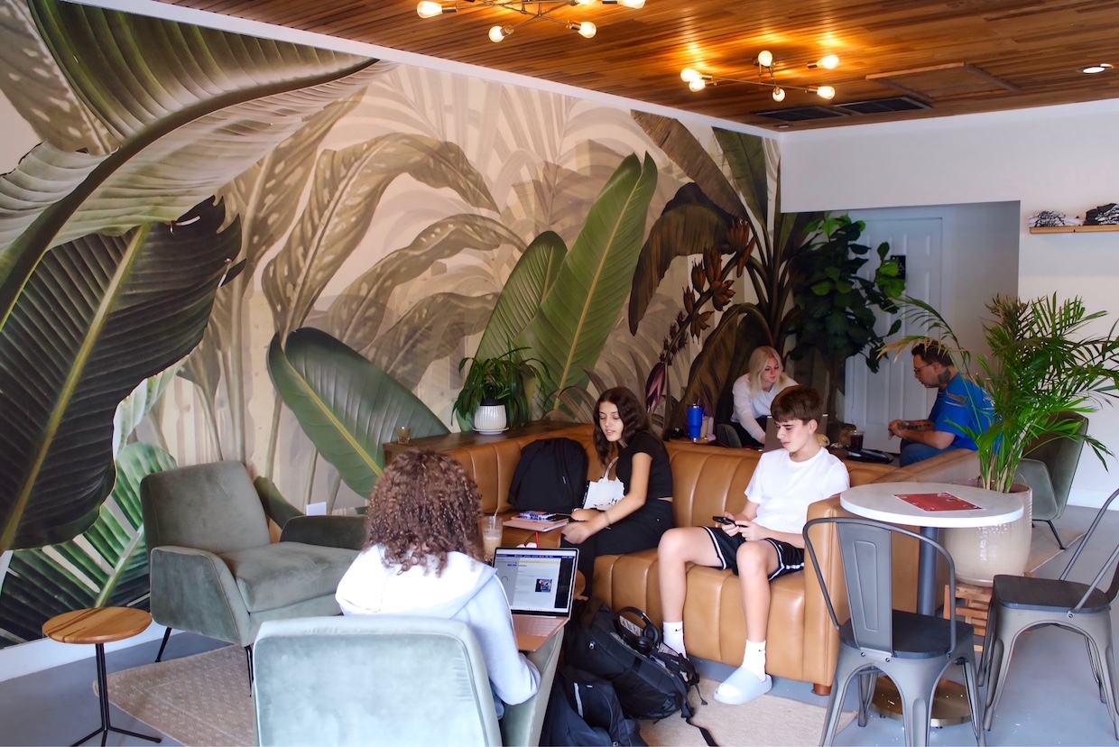 Belleaire Coffee Tampa Largo cafe