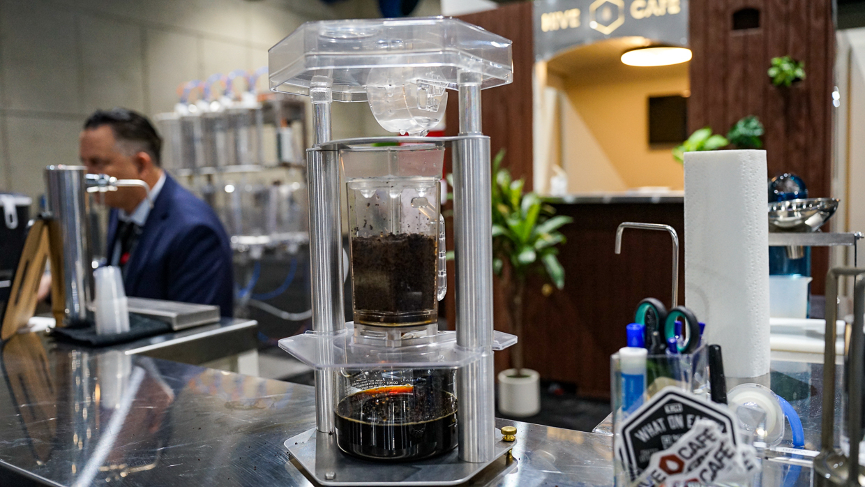 Hive Brew One concentrate maker