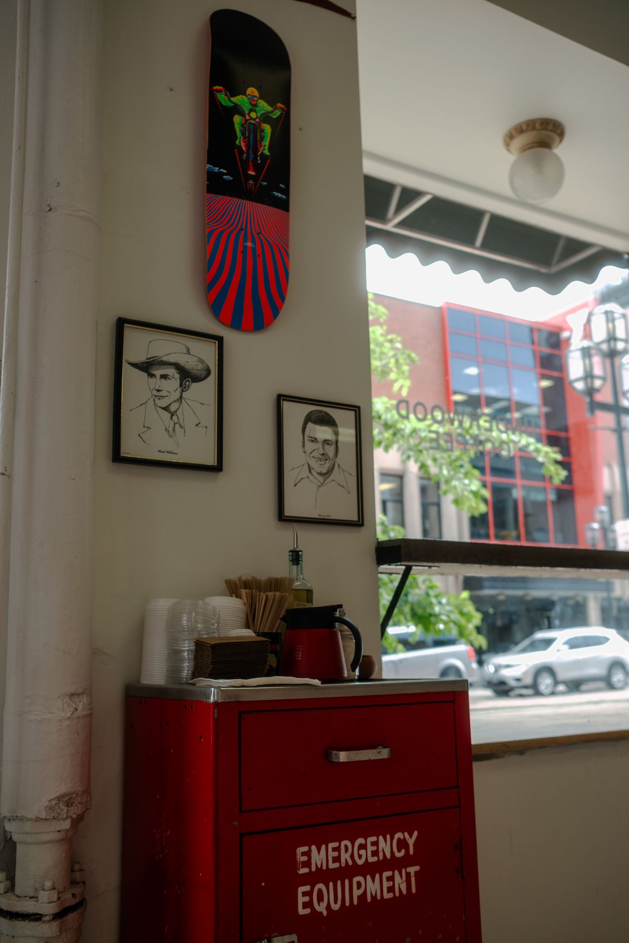Underwood Coffee Duluth inside