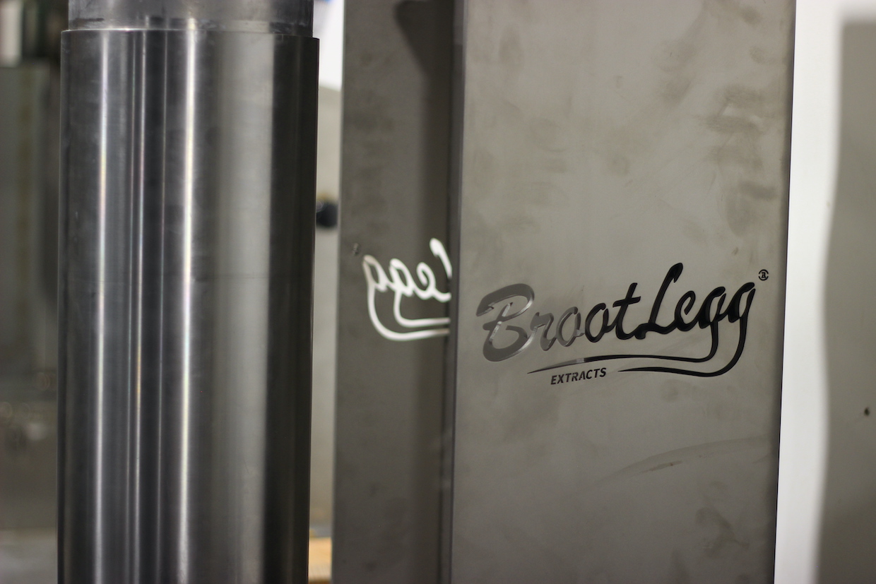BrootLegg Extracts