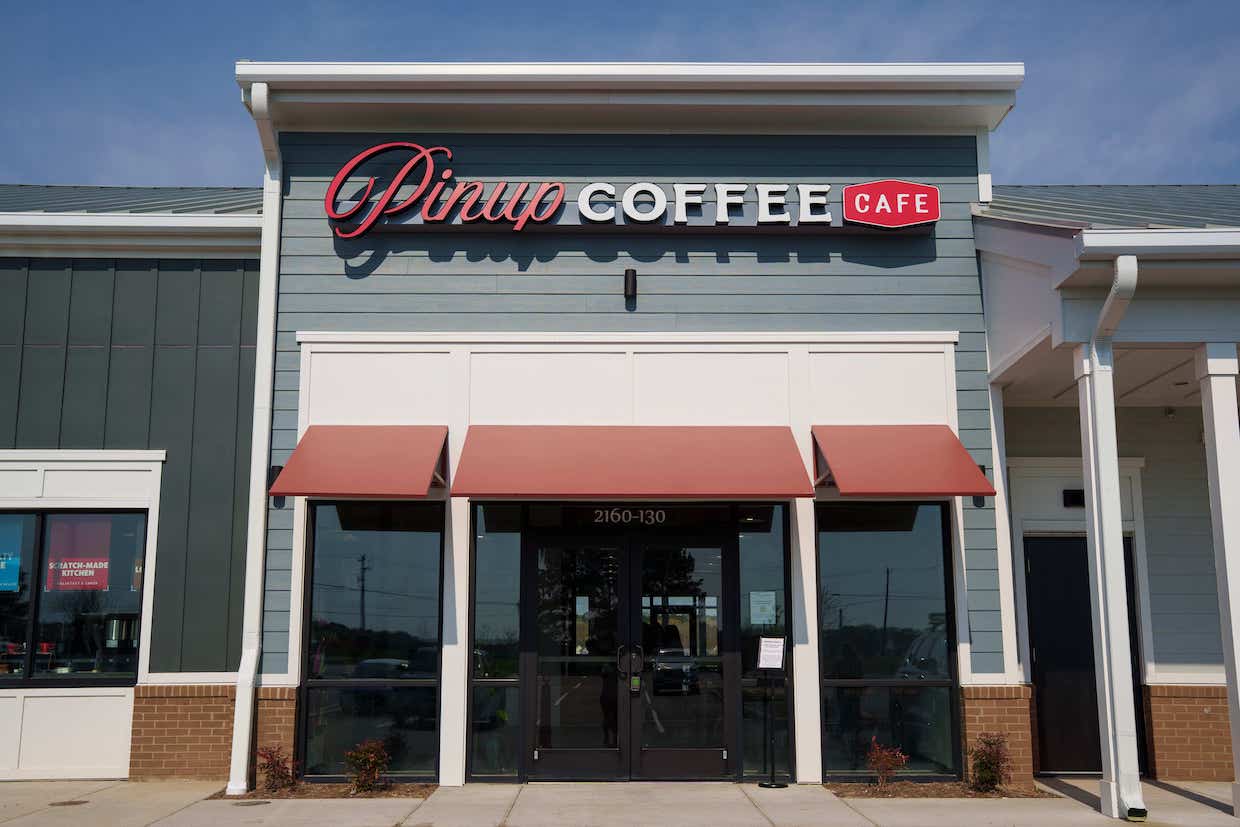 Pinup Coffee Sherwood outside