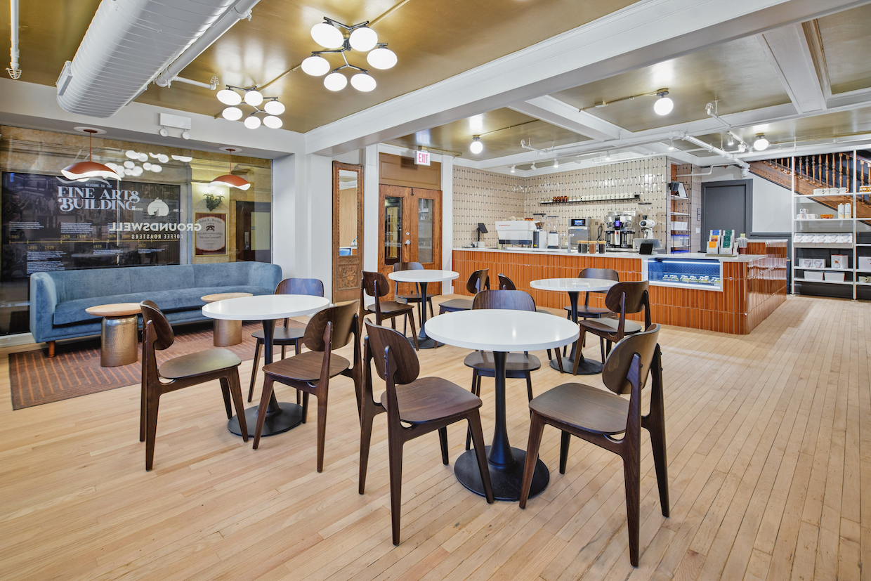 Groundswell Coffee Chicago Fine Arts Building seating