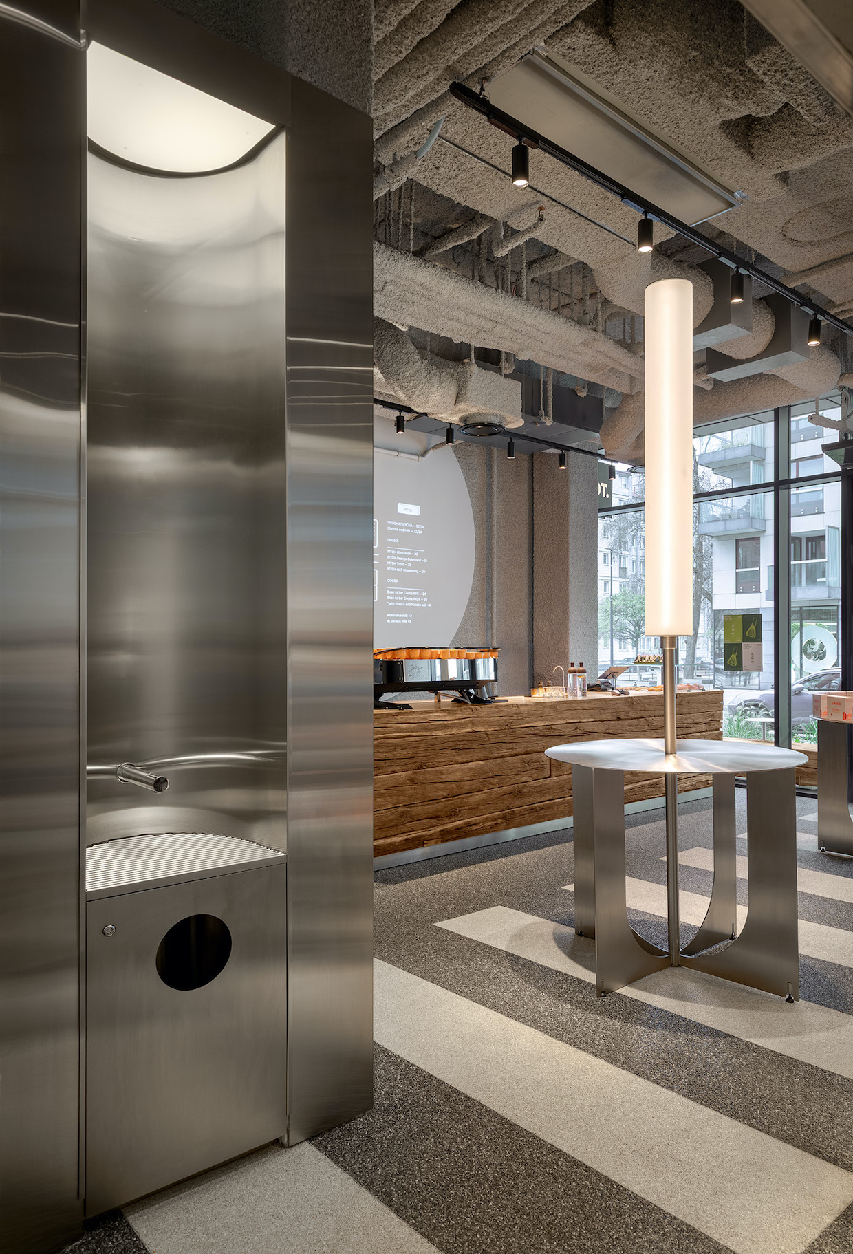 Dot Coffee and Matcha Warsaw 7