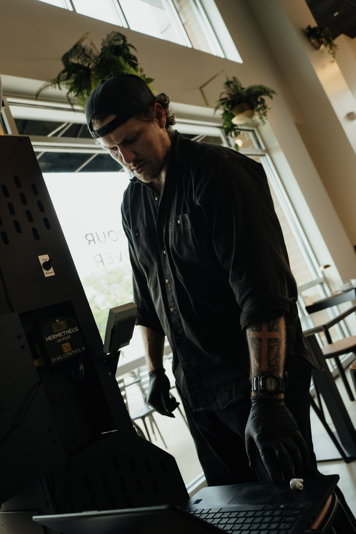 Tempest Stirs Up Craft Coffee and Cocktails in Suburban Indianapolis